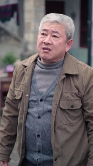 《家人受辱，我摊牌了战将身份（72集）宣嘉橙&苏杉杉》短剧封面