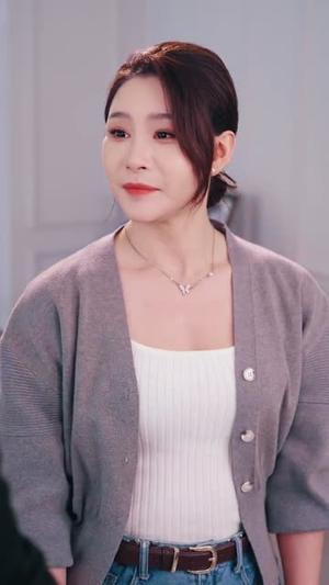 《辣妈是女王，归来横扫一切（87集）许子吟＆魏承沣（夸克网盘）》短剧封面