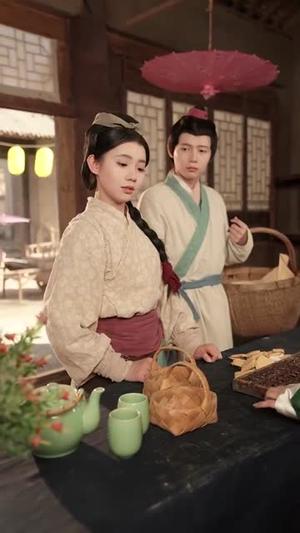 《穿书后女配才是五个哥哥的真团宠(126集)钟政&李丫丫(夸克网盘)》短剧封面