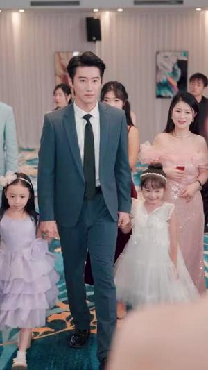 《报告时总,夫人定了一百条家规(55集)张晋宜(夸克网盘)》短剧封面