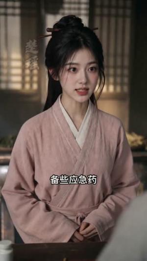 《边关小媳妇:百亩良田养战神第二季(63集)(夸克网盘)》短剧封面