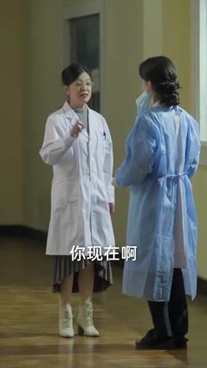 《低调打工行不通，她反手掌局（59集）夏启恒＆吴炫汶（夸克网盘）》短剧封面