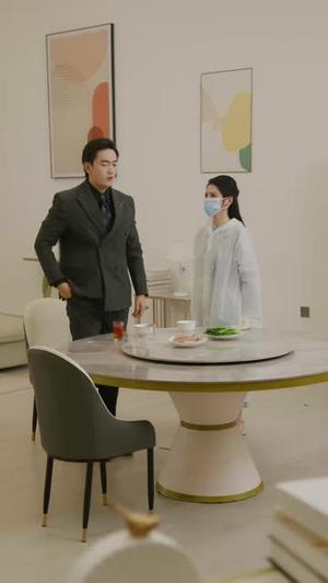 《三年隔尘，春风赴我再遇良人（55集）李文瑄＆张凯帝（夸克网盘）》短剧封面
