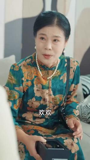 《我死后妈妈再也不偏心了(72集)(夸克网盘)》短剧封面