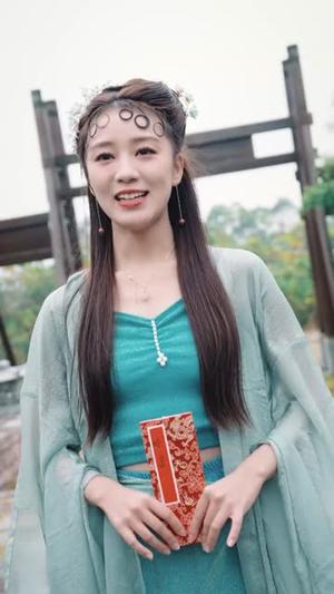 《医圣出山（100集）》短剧封面