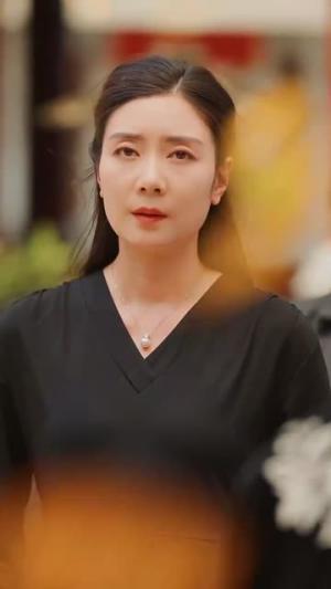 《爱回家（65集）（夸克网盘）》短剧封面