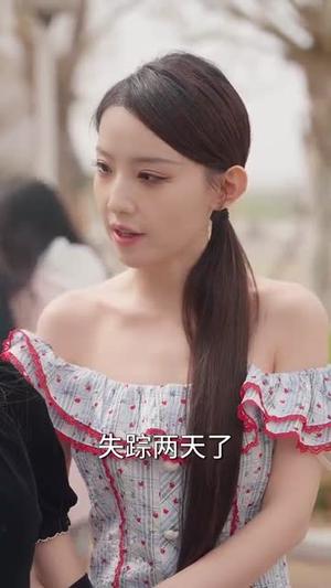 《重生后我被病娇美女追(98集)薛子祺&卢巧&一棉&冯青青(夸克网盘)》短剧封面