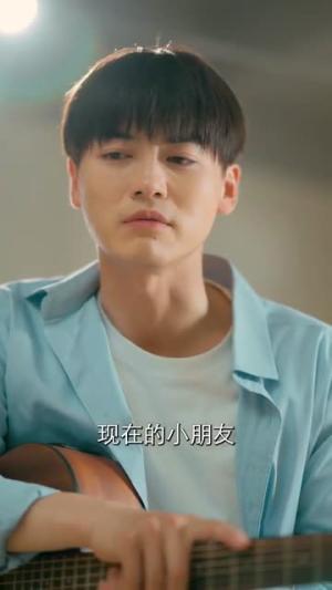 《神级功法竟是童年儿歌(78集)都钊&陈西昔(夸克网盘)》短剧封面