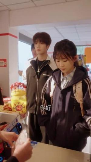 《野荷荒长(86集)卡戎&翟一莹(夸克网盘)》短剧封面