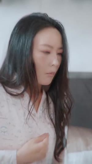 《产房见人心(98集)珑一&任燕(夸克网盘)》短剧封面