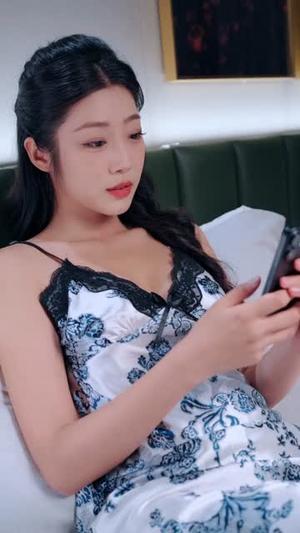 《贾二虎的硬核人生(80集)》短剧封面