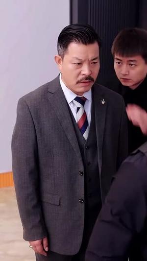 《破褛长风&破楼长风（80集）汪海敏（夸克网盘）》短剧封面