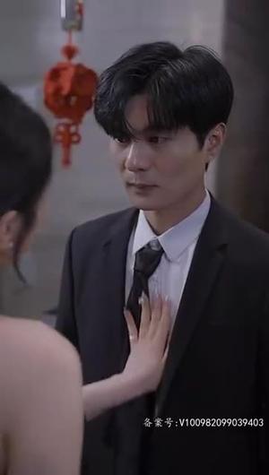 《擦边剧:极品人生&重生技师&我的宿管阿姨(106集)》短剧封面