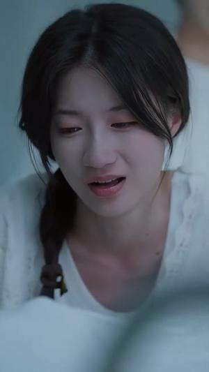 《闪婚老公竟想凭子上位（31集）（夸克网盘）》短剧封面