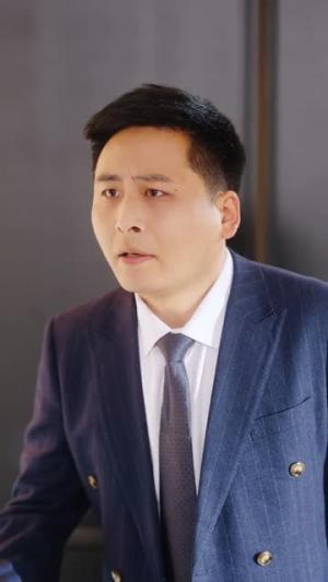《乌龙新婚夜,我和姐姐走错啦(59集)马骁凡&烨喵(夸克网盘)》短剧封面