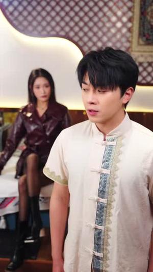 《边境逃亡:从猪仔到地下国王(81集)刘洋珂&刘星辰(夸克网盘)》短剧封面