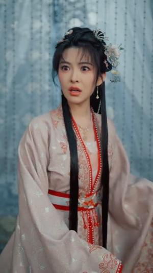 《心声泄露后,我成婆家团宠啦(70集)李蔚蓝&黄子珺(夸克网盘)》短剧封面