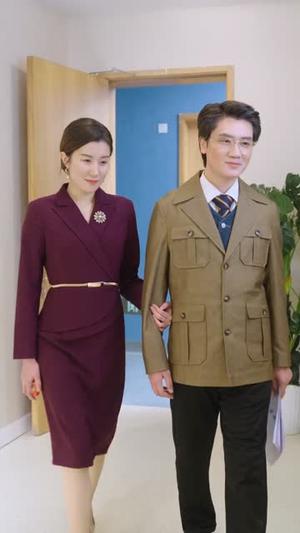 《重生第一天,带老妈跟渣爹离婚(61集)白素素(夸克网盘)》短剧封面
