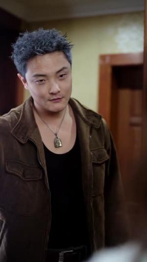 《重生回来:权势滔天(70集)王乐一&陶奕希(夸克网盘)》短剧封面