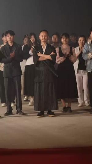 《我打造了上古轩辕剑(70集)王艺鑫&郑天阳(夸克网盘)》短剧封面