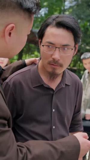 《前妻送我的离婚大礼包(82集)霍文琦&雷小米(夸克网盘)》短剧封面
