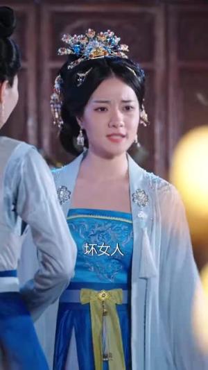 《故意泄露心声后哑巴公主制霸后宫（70集）宗妍初&李子锋》短剧封面