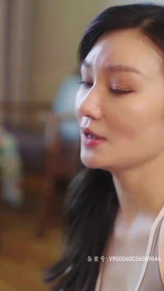 《擦边剧：练瑜伽的嫂子》短剧封面