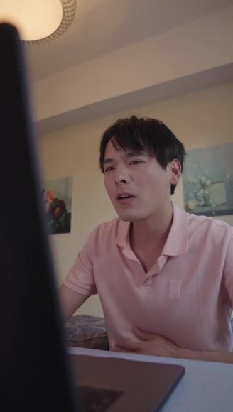 《擦边剧:人生巅峰》短剧封面