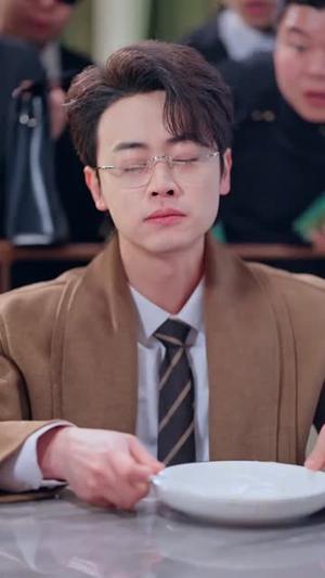 《顾总,你的爱情蛋炒饭已送达(141集)扈帷&周晓(夸克网盘)》短剧封面