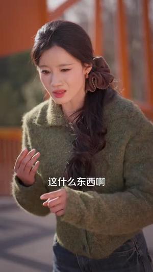 《天降shen龙,助我发财(80集)瑾萱&孙青良(夸克网盘)》短剧封面