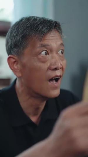 《总裁夫人竟是老妈(64集)(夸克网盘)》短剧封面