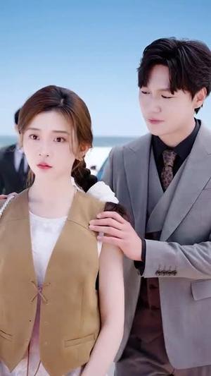 《真千金归来假千金她不装了(57集)李莹&霍星宇(夸克网盘)》短剧封面