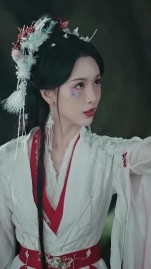 《心动绑定（60集）白旭含＆魏子翔（夸克网盘）》短剧封面