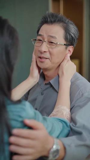 《迟来的爱（63集）王钰臻＆潘彦妃（夸克网盘）》短剧封面