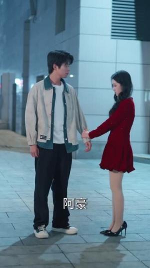 《情绪主宰：我靠反转人生封神（78集）罗豪宇＆陈昕乔（夸克网盘）》短剧封面