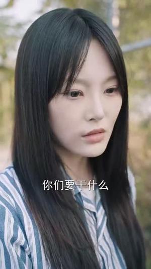 《我和闺蜜反目成仇（47集）（夸克网盘）》短剧封面