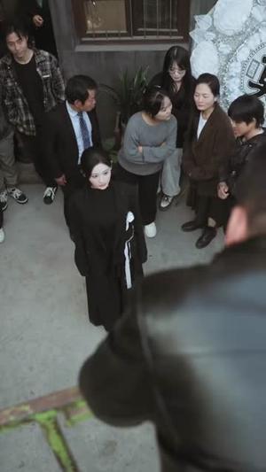 《掀桌（111集）蔡欣洋＆曹赛亚＆刘擎＆杜亚飞＆钟熙（夸克网盘）》短剧封面