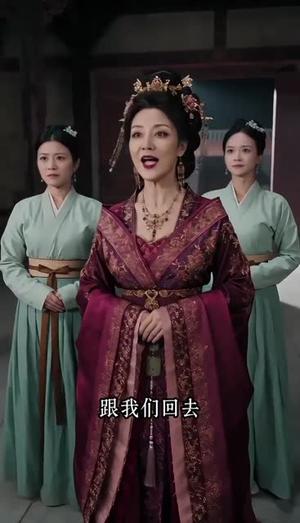 《全家靠我心声逆天改命！（53集）（夸克网盘）》短剧封面
