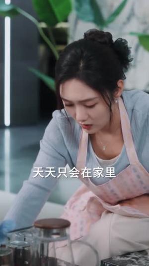 《离婚后，我王牌归来（94集）李媛菁&王龙（夸克网盘）》短剧封面