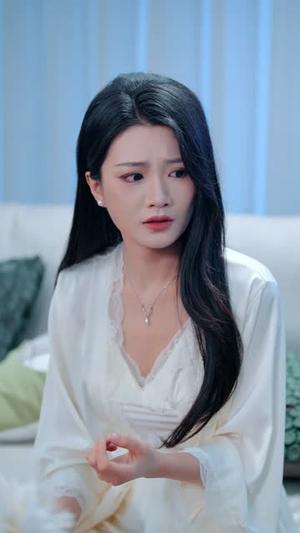 《婚礼当天我掀桌后,全家破防(66集)杨皓文&李永佳(夸克网盘)》短剧封面