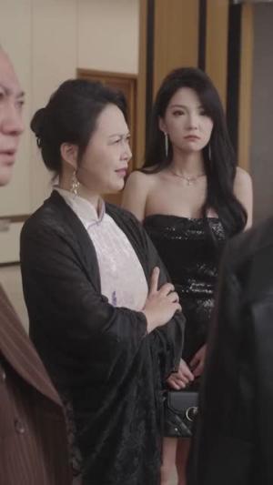 《我就退个婚，你们咋都跪下了（66集）韩宇宏＆白淼（夸克网盘）》短剧封面