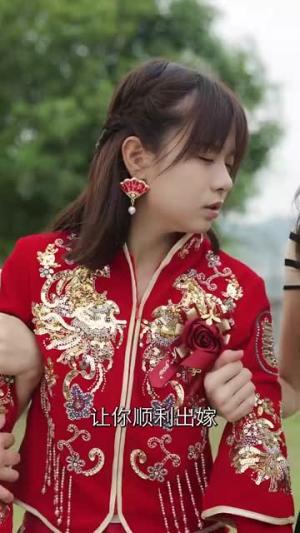 《我怀崽他孕吐三胎团宠我赢麻了（80集）徐俊亦＆胡嘉倪》短剧封面