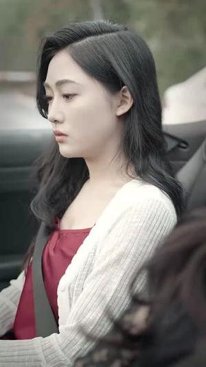 《婚姻危机（65集）（夸克网盘）》短剧封面