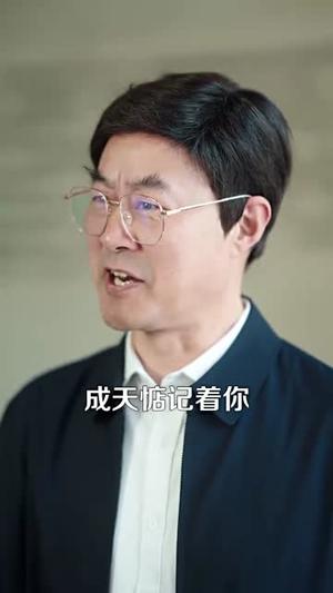 《月亮悄悄翻过来（99集）李明源&洁慧（夸克网盘）》短剧封面