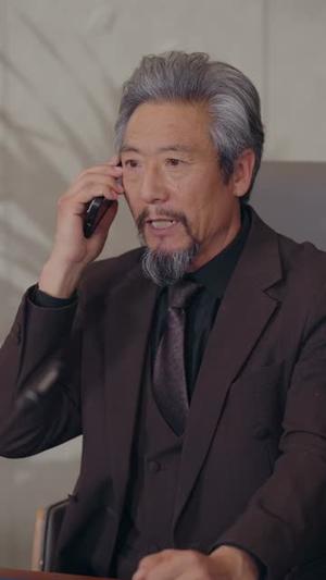《断我升迁路，我转身当厂长（60集）刘昕岚&王国豪杰&代从（夸克网盘）》短剧封面
