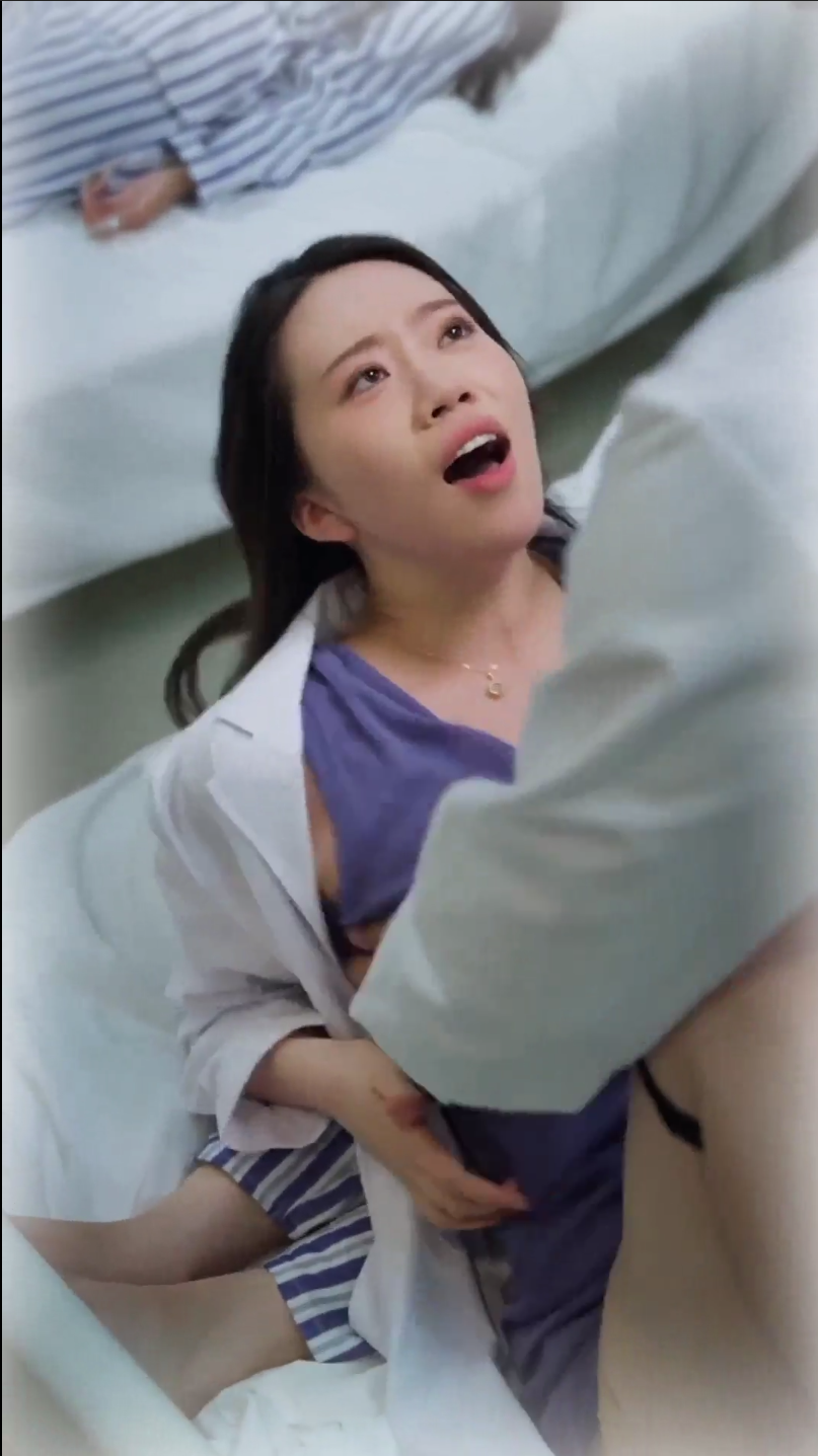 擦边短剧:坏闺蜜&挚友之约&黑暗秘密 张一湉 《擦边短剧:坏闺蜜&挚友之约&黑暗秘密 张一湉》短剧封面