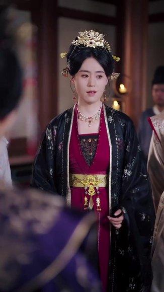 《慈母重生她专治不服（53集）程硕＆邬倩》短剧封面