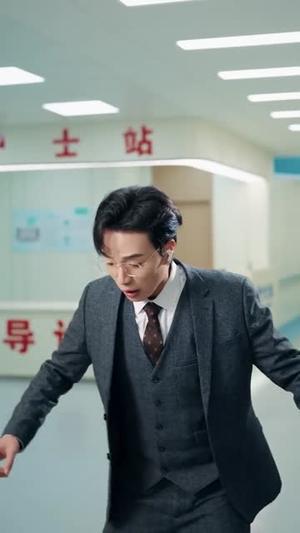 《契约太太要悔婚,全家老小不干了(83集)苏畅&魏予欣(夸克网盘)》短剧封面