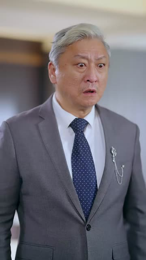 《太爷爷驾到:败家就有惊喜(80集)钟政&张婉悦(夸克网盘)》短剧封面